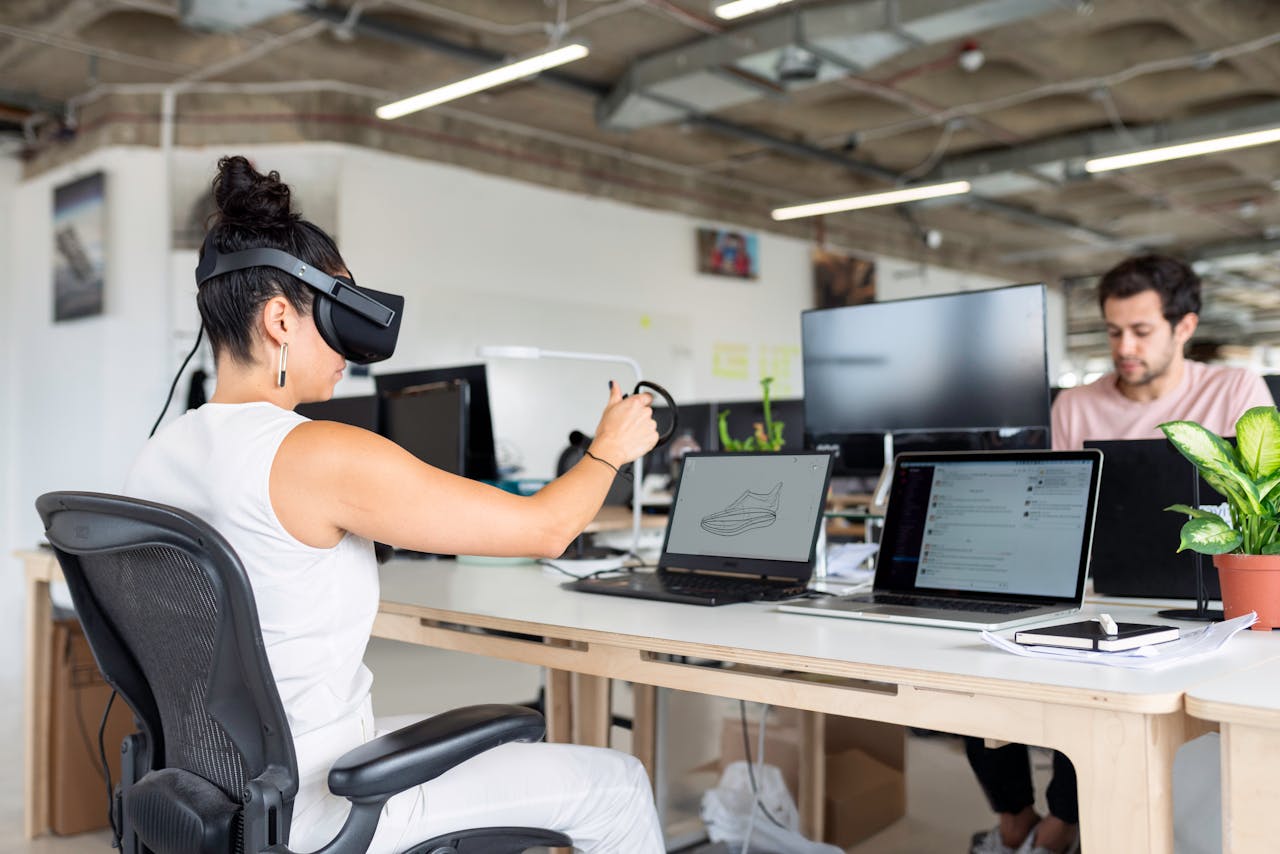 Essential Social Media Tools for Tech Startups: Boost Engagement and Scale Rapidly